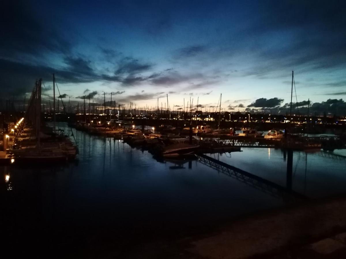 Sejour Insolite Sur Un Yacht. Bateau Hotel A Quai. La Rochelle  Kültér fotó
