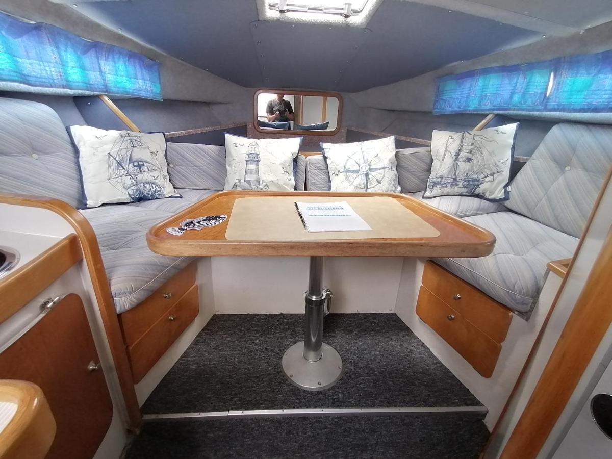 Sejour Insolite Sur Un Yacht. Bateau Hotel A Quai. La Rochelle  Kültér fotó